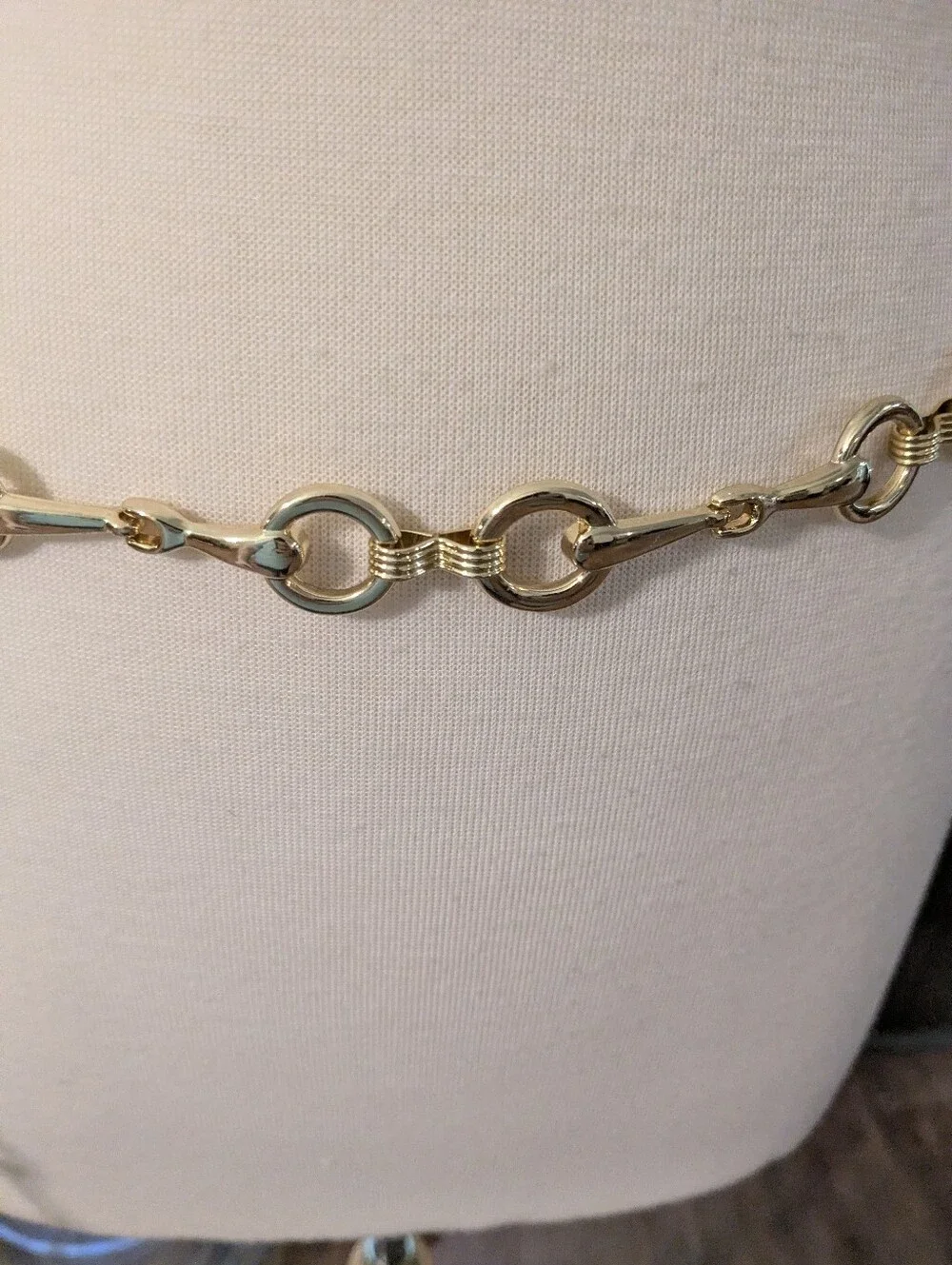 Source Unknown Gold Chain Link Waist Belt
